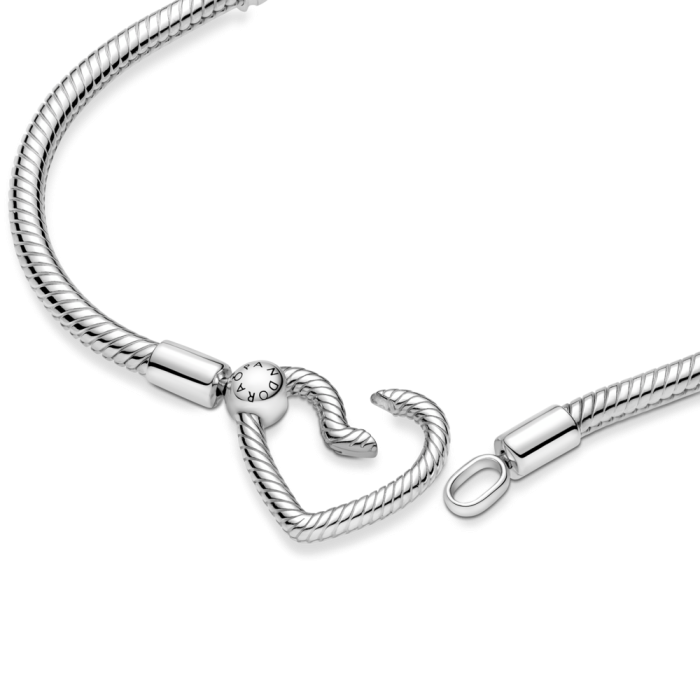 Pandora Moments Heart Closure Snake Chain Bracelet